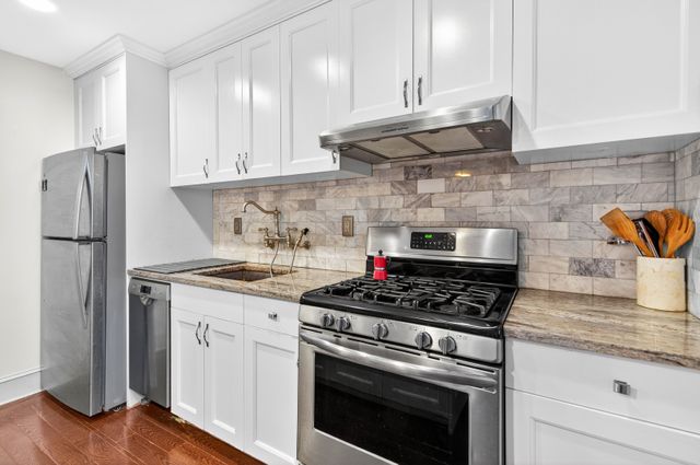 289 Putnam Avenue, New York City, NY 11216