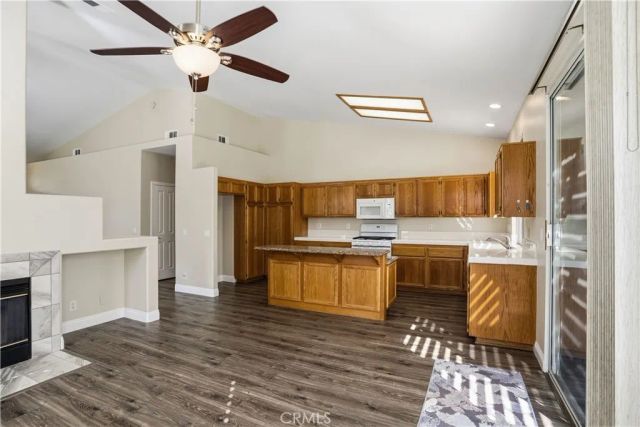 1303 Carriage Lane, Corona, CA 92878