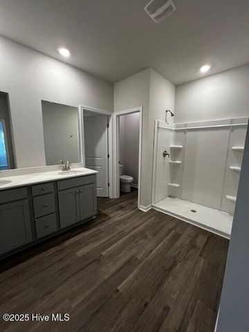 1301 Santa Lucia Drive, New Bern, NC 28560