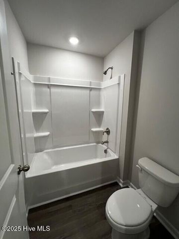 1301 Santa Lucia Drive, New Bern, NC 28560