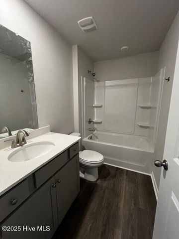 1301 Santa Lucia Drive, New Bern, NC 28560