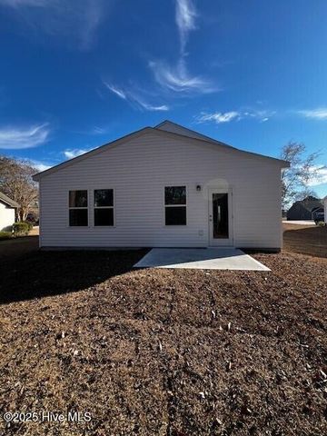 1301 Santa Lucia Drive, New Bern, NC 28560