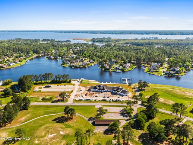 1301 Santa Lucia Drive, New Bern, NC 28560