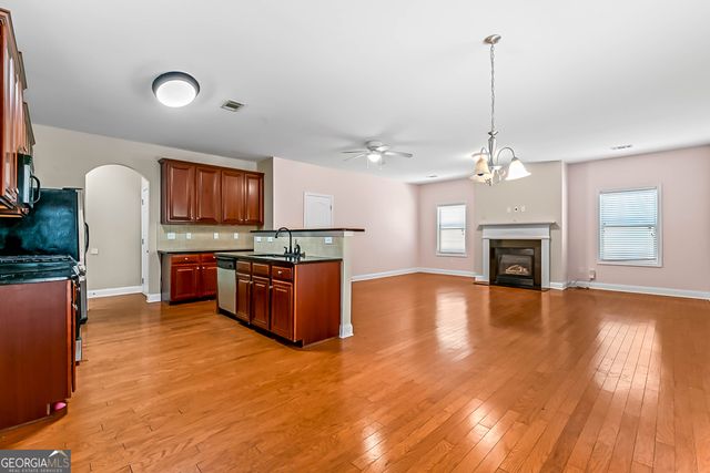 5581 Dendy Trace, Fairburn, GA 30213