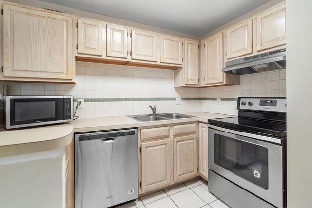 1825 PALM COVE Boulevard 7-306, Delray Beach, FL 33445