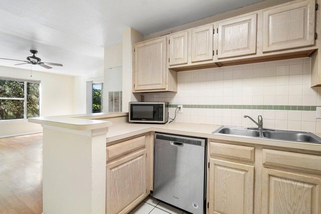 1825 PALM COVE Boulevard 7-306, Delray Beach, FL 33445