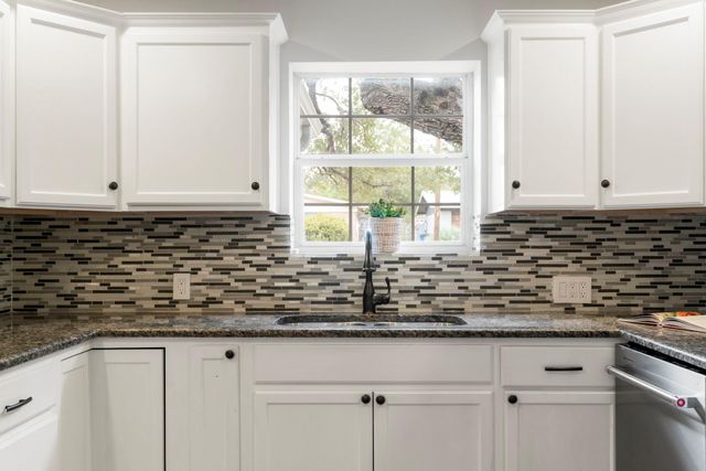 4704 Roundup TRL, Austin, TX 78745