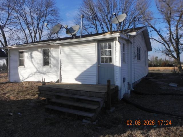 1600 HWY 124, Hallsville, MO 65255