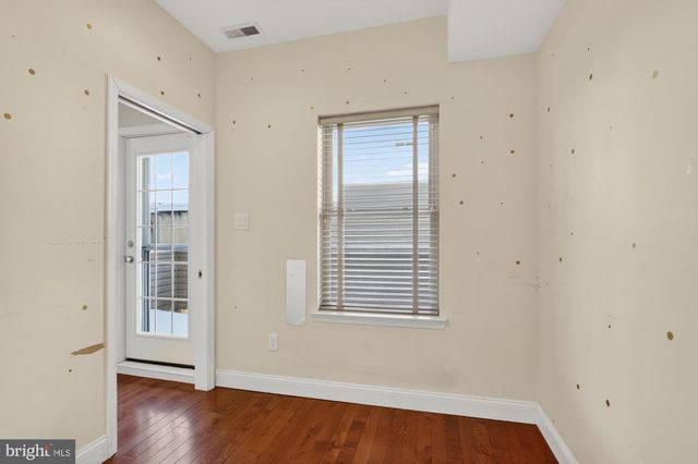 1935 W GEORGE ST, Philadelphia, PA 19130