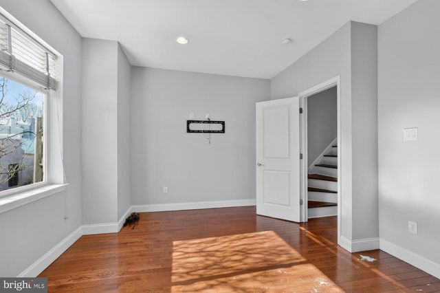 1935 W GEORGE ST, Philadelphia, PA 19130