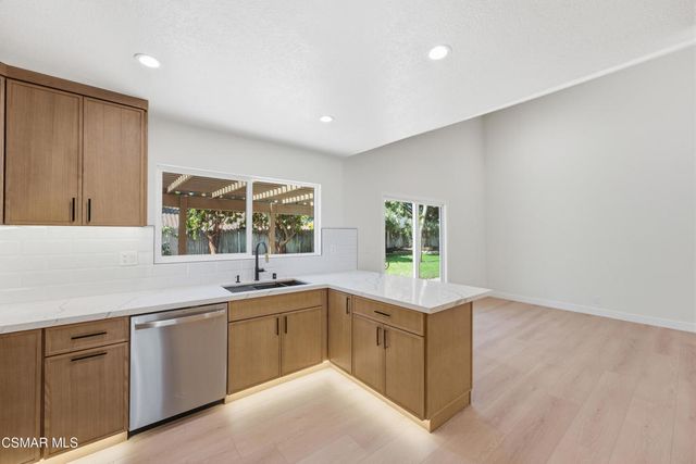 206 Cedar Heights Drive, Thousand Oaks, CA 91360