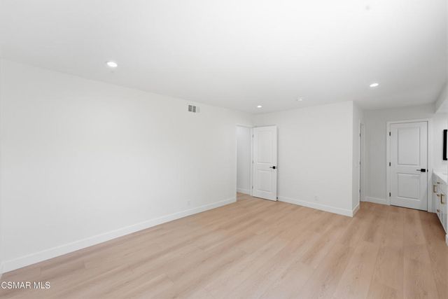 206 Cedar Heights Drive, Thousand Oaks, CA 91360