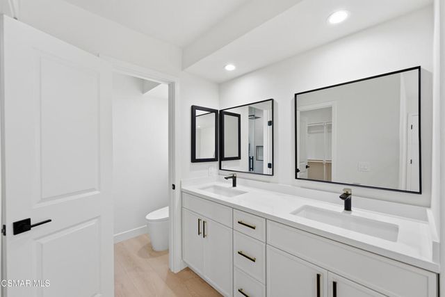 206 Cedar Heights Drive, Thousand Oaks, CA 91360