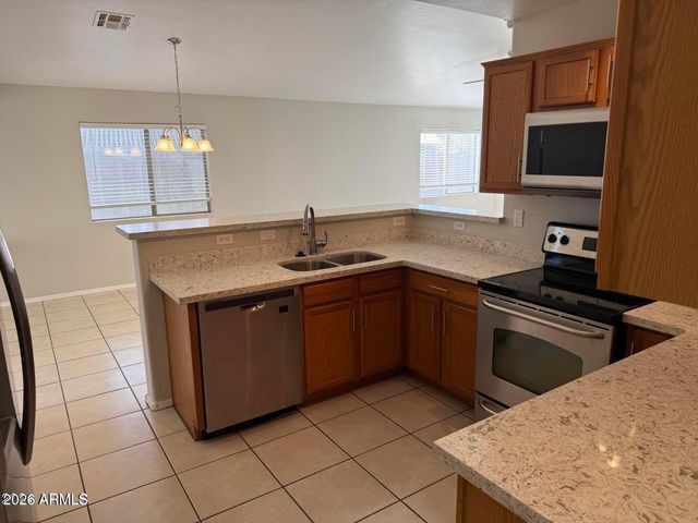 16016 W LARKSPUR Drive, Goodyear, AZ 85338