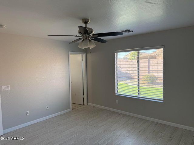 16016 W LARKSPUR Drive, Goodyear, AZ 85338