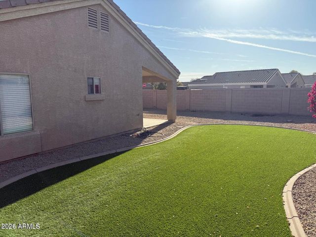 16016 W LARKSPUR Drive, Goodyear, AZ 85338