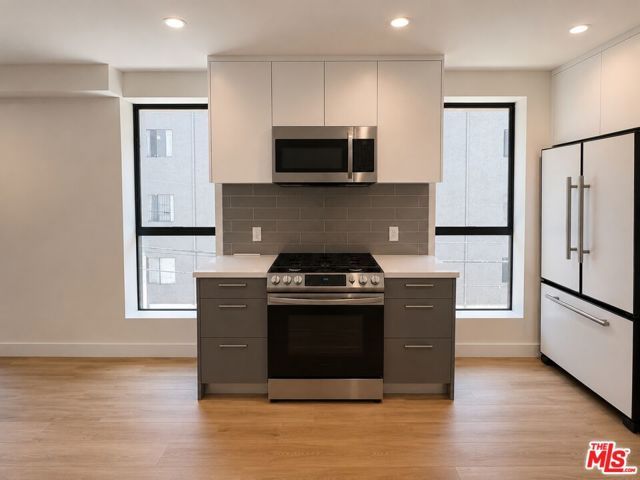 1434 N Poinsettia Place 307, Los Angeles, CA 90046