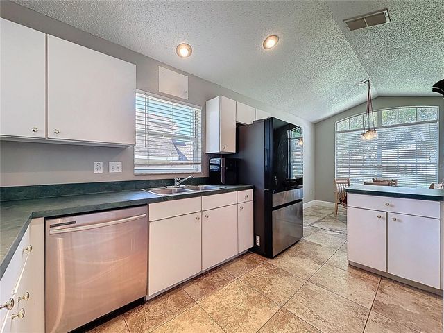 2213 MALLORY CIRCLE, Haines City, FL 33844
