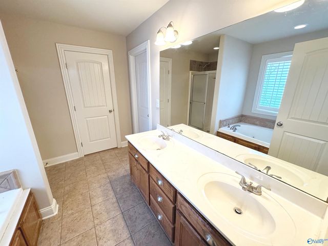 13098 Arbor Ridge, Madison, AL 35756