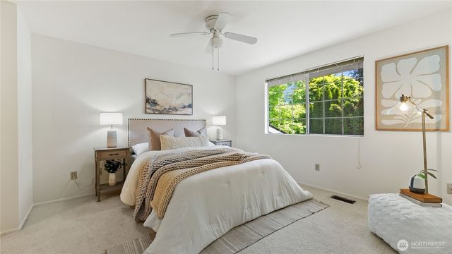 6614 113th Place SE, Bellevue, WA 98006