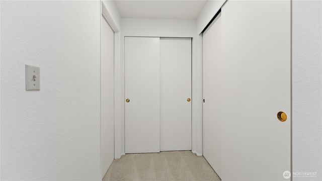 6614 113th Place SE, Bellevue, WA 98006