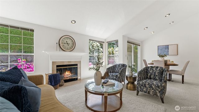 6614 113th Place SE, Bellevue, WA 98006