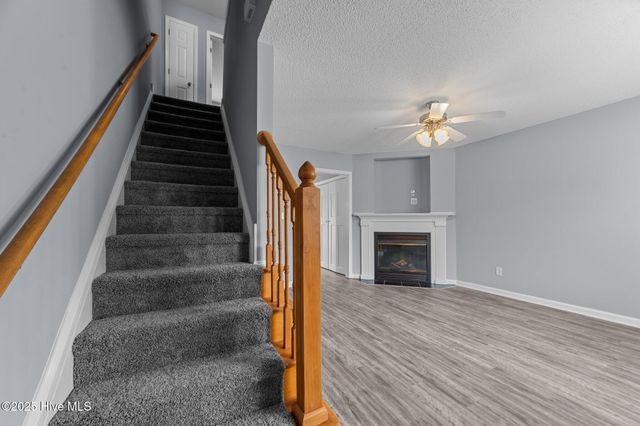 300 Lake Road A & B, Greenville, NC 27834