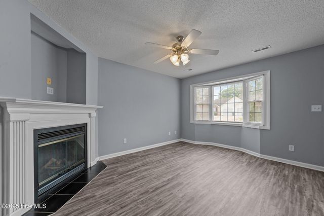 300 Lake Road A & B, Greenville, NC 27834