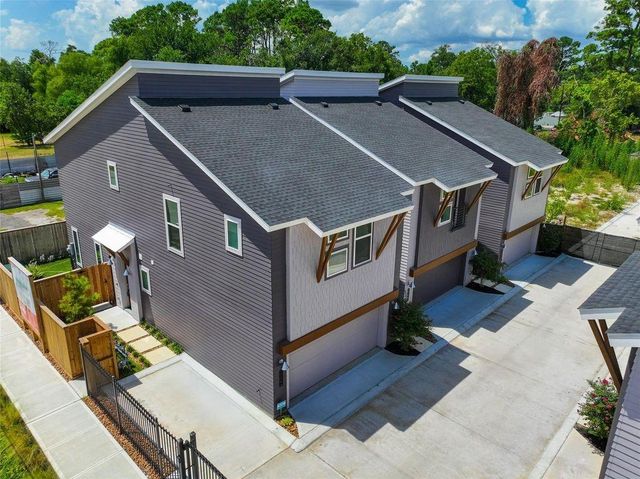 864 Paul Quinn Street G, Houston, TX 77091