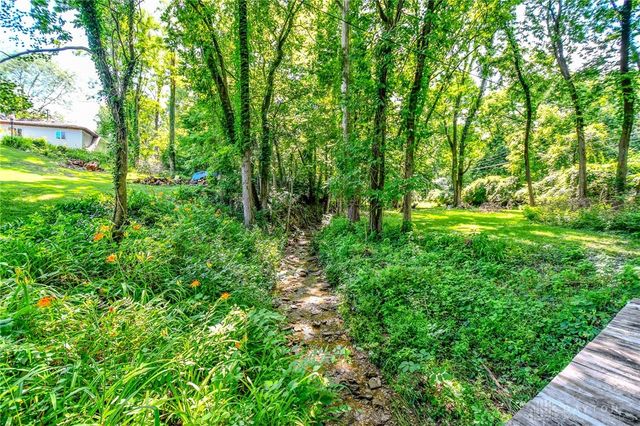 11 Ironwood Drive, Dayton, OH 45449