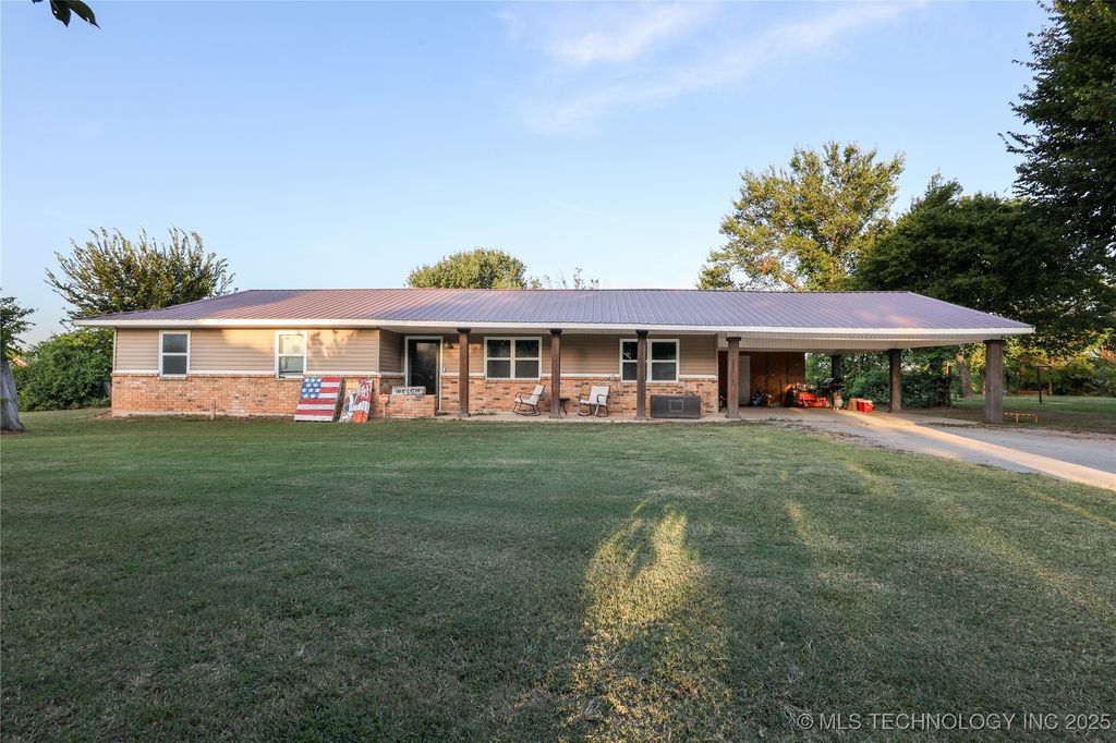 1366 Case, Sulphur, OK 73086