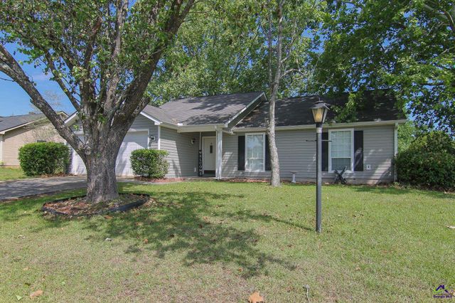 604 Gateway Drive, Bonaire, GA 31005