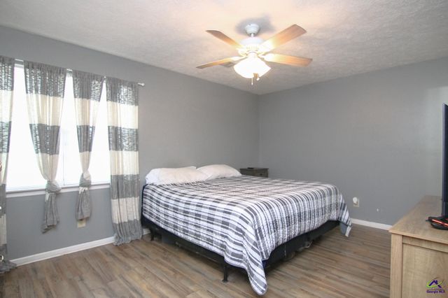 604 Gateway Drive, Bonaire, GA 31005