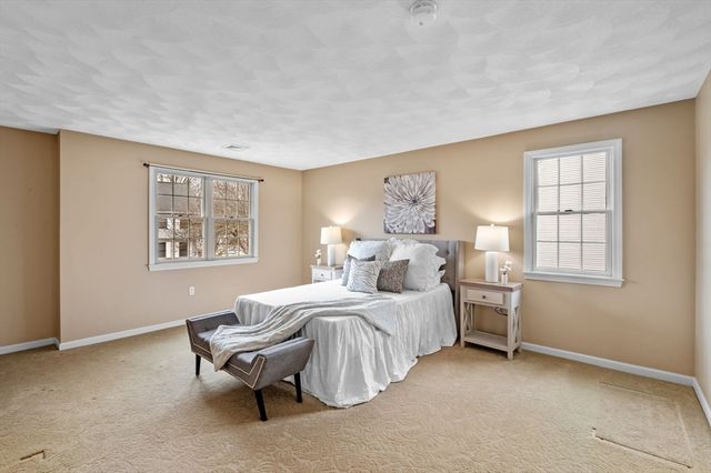 7 Hilltop Drive, Peabody, MA 01960