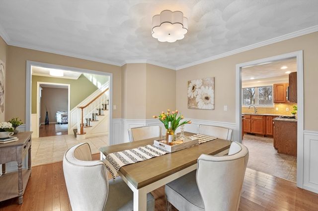 7 Hilltop Drive, Peabody, MA 01960