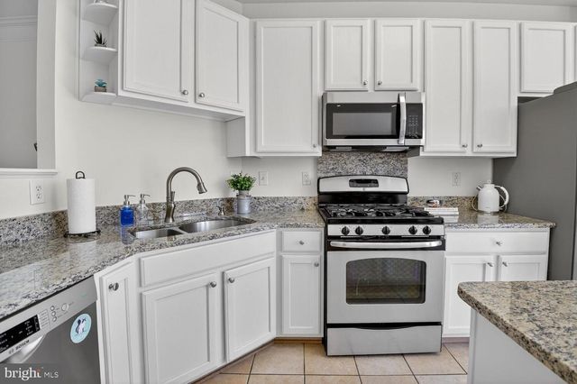 20 GOLDEN ASH WAY, Gaithersburg, MD 20878