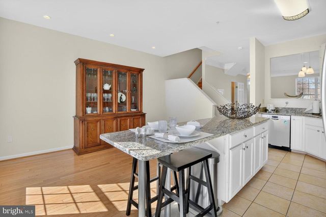 20 GOLDEN ASH WAY, Gaithersburg, MD 20878