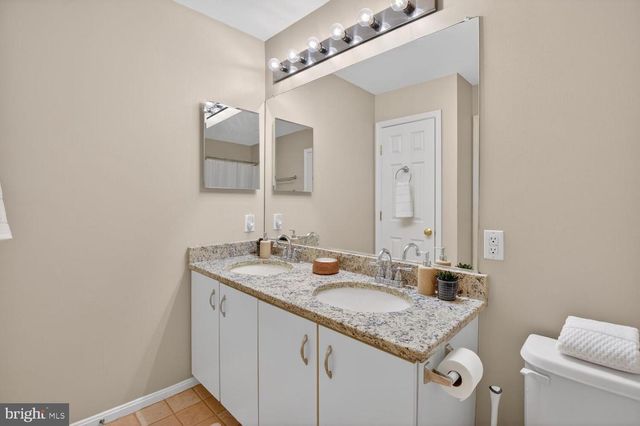 20 GOLDEN ASH WAY, Gaithersburg, MD 20878