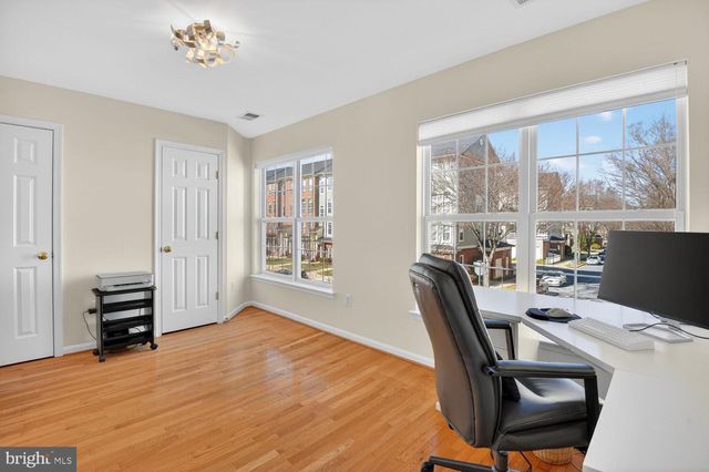 20 GOLDEN ASH WAY, Gaithersburg, MD 20878