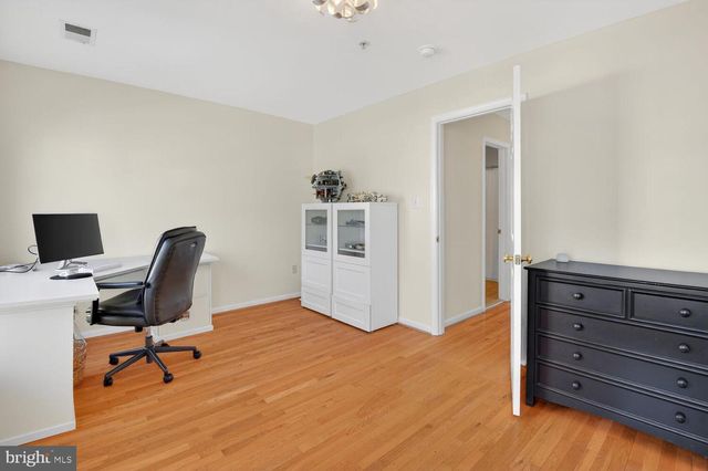 20 GOLDEN ASH WAY, Gaithersburg, MD 20878