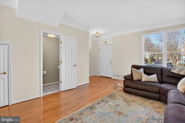 20 GOLDEN ASH WAY, Gaithersburg, MD 20878