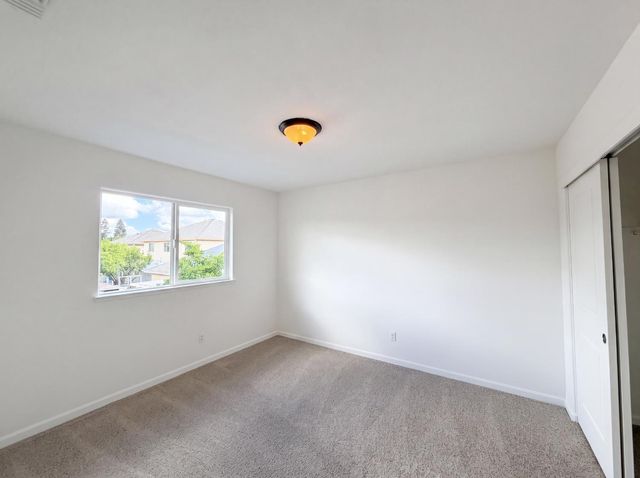 251 Sugnet Way, Sacramento, CA 95838