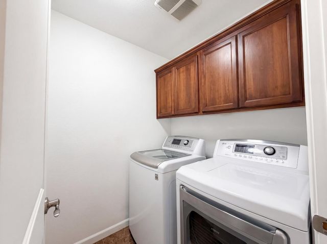 251 Sugnet Way, Sacramento, CA 95838