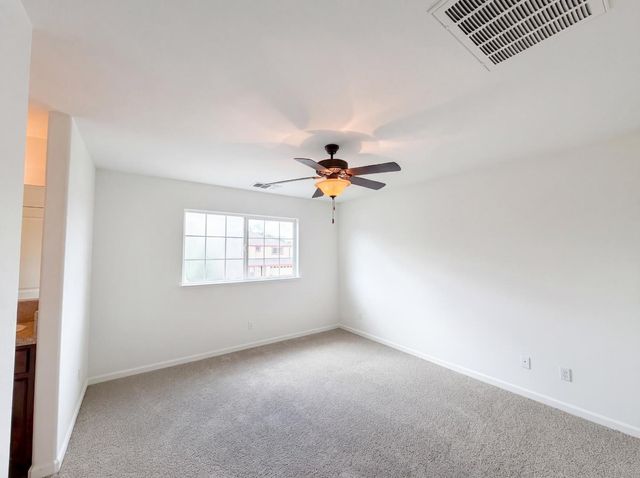 251 Sugnet Way, Sacramento, CA 95838