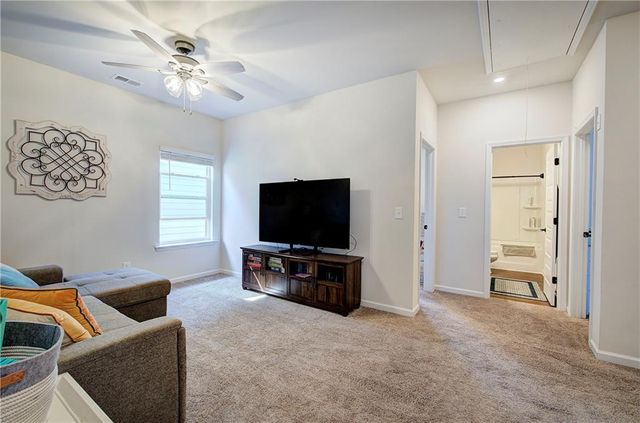 402 Perth Drive, Cartersville, GA 30121