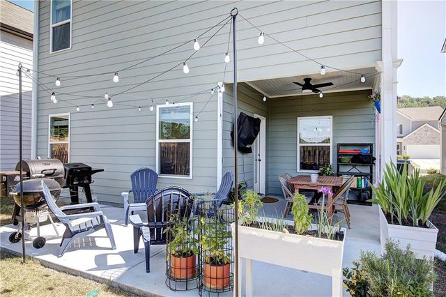 402 Perth Drive, Cartersville, GA 30121