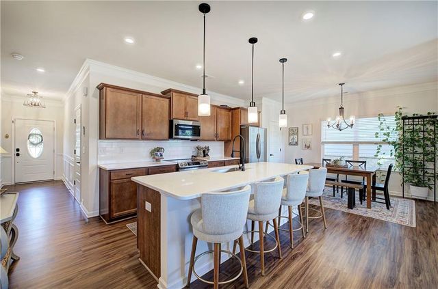 402 Perth Drive, Cartersville, GA 30121