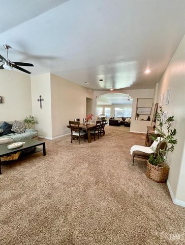 5510 Lombardy Court, Bakersfield, CA 93308
