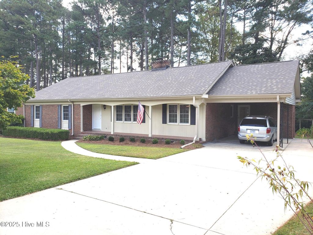1113 Parkside Drive NW, Wilson, NC 27896
