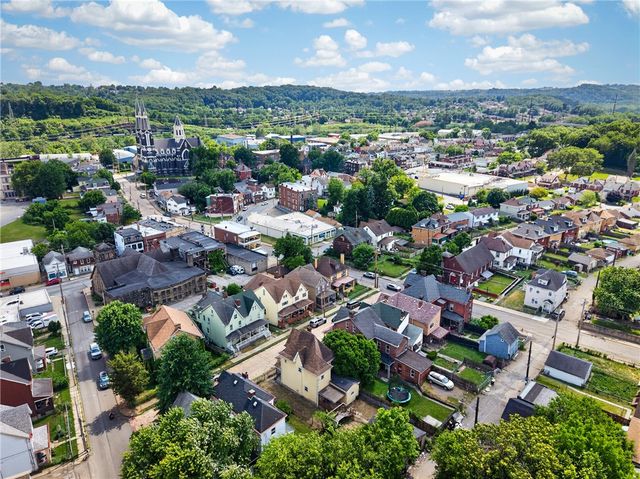 906 1st St, Mckees Rocks, PA 15136